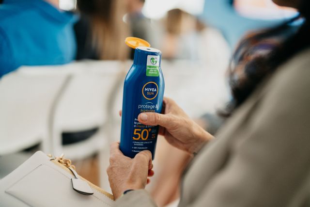 El 96% de los españoles considera indispensable proteger la piel del sol, según un estudio de NIVEA SUN - 1, Foto 1
