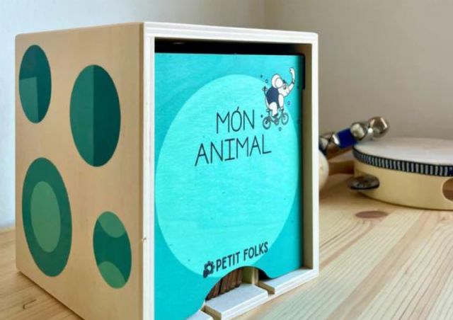 Petit Folks revoluciona el aprendizaje de la primera infancia con cajas de madera didácticas que enseñan canciones tradicionales - 1, Foto 1