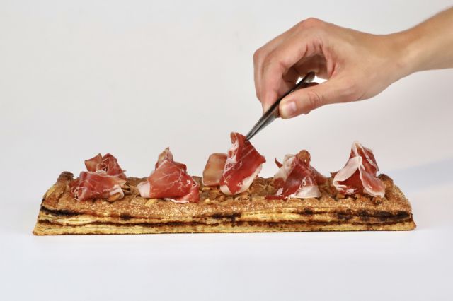 Reinventan la Coca de Sant Joan: Ramos Boqueria y L´Atelier Barcelona, se unen para crear algo único - 1, Foto 1