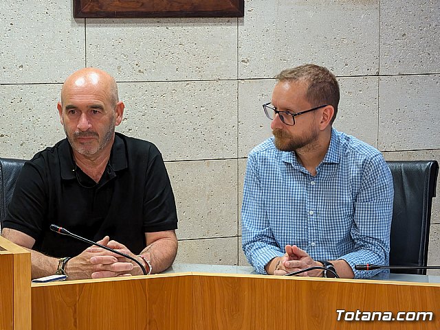 Realizan una recepcin institucional a los tres totaneros Campeones del Mundo Mar Costa de Clubes de Pesca - 4