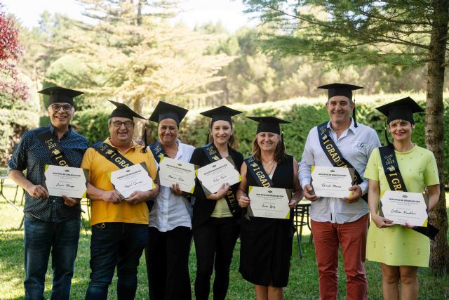 Triplete femenino en el podio de la final del IV Concurso Nacional de Camareros y Metres - 1, Foto 1