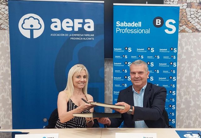 La Junta Directiva de AEFA muestra su apoyo al Banco Sabadell y renueva su colaboración para facilitar la continuidad de la empresa familiar - 1, Foto 1