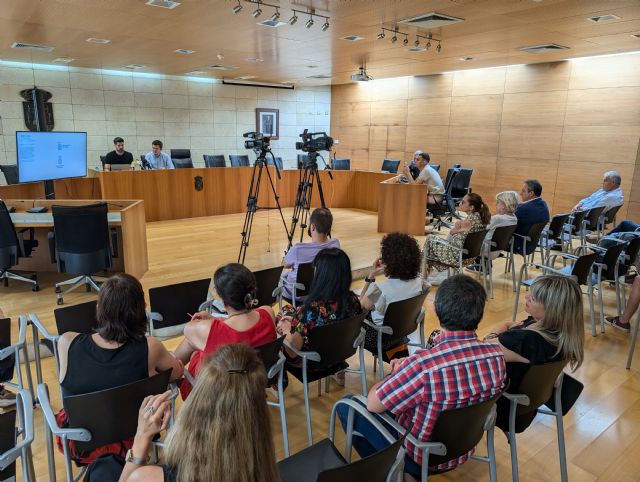 El Ayuntamiento de Totana estrena nueva Identidad Visual Corporativa con la que unificar la proyeccin comunicativa de la institucin municipal - 6