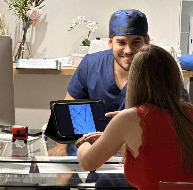 La cirugía de trasplante capilar femenina ofrece una solución a la pérdida de cabello, por Dr. Jesús Aníbal Mora - 1, Foto 1