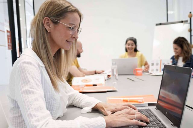 Nueva convocatoria de oposiciones para asistentes de la UE - 1, Foto 1