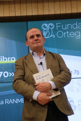 Javier Sanz publica ´50 de más de 70´, su nuevo libro de caricaturas y citas de septuagenarios con mucho que decir - 1, Foto 1