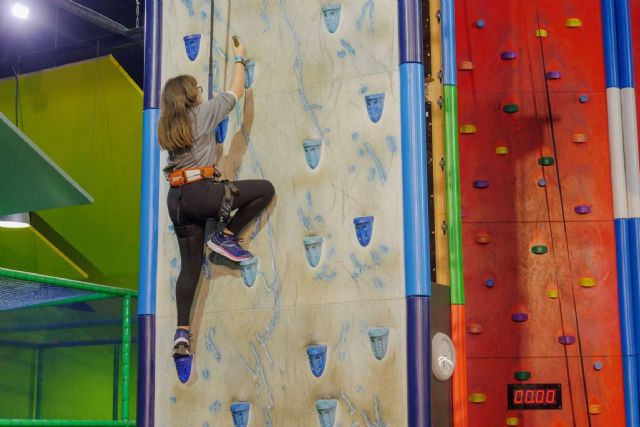 Aprender un nuevo deporte y conocer todos sus secretos en las escuelas deportivas con Dock39 - 1, Foto 1