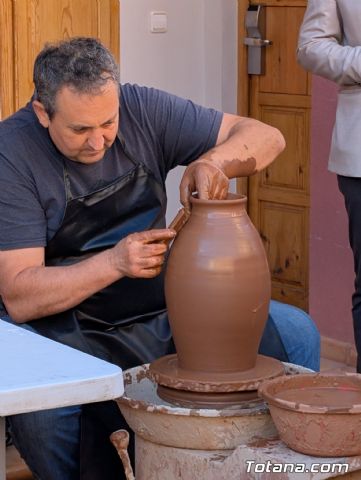 La consejera Rubira asiste a la Feria 