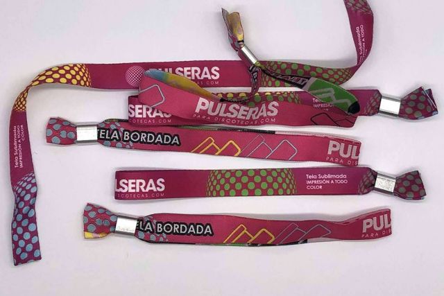 Identificación y estilo en eventos con las pulseras de tela personalizadas de Pulserasparadiscotecas - 1, Foto 1