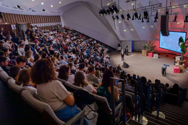 El cambio real viene cuando se deja de ser gotas para ser olas - 1, Foto 1