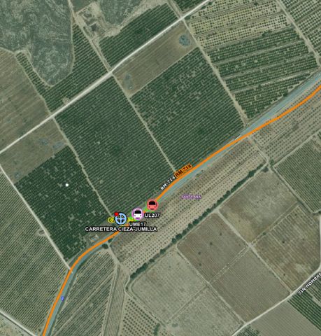 Servicios de emergencia intervienen en un accidente de tráfico en la RM-714, en Jumilla - 1, Foto 1