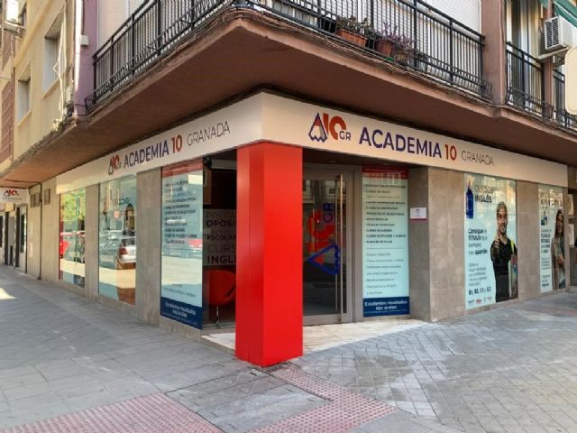 Academia 10 impulsa la revolución educativa: se alía con Tormo Franquicias para su expansión nacional en 2025 - 1, Foto 1