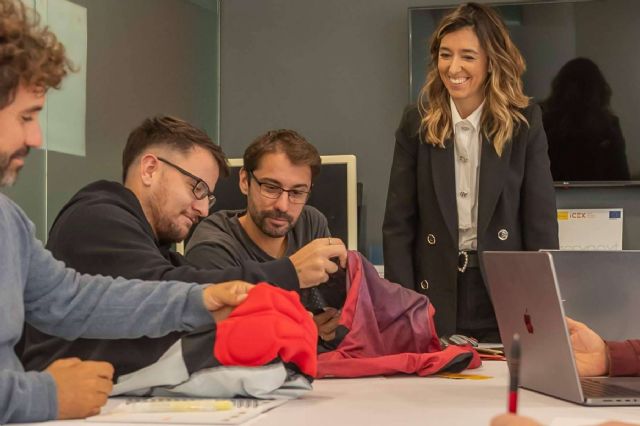 Dimtech 3D Liderazgo Femenino para una Industria Sostenible - 1, Foto 1