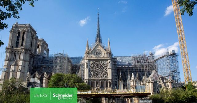 Schneider Electric ha contribuido a la restauración de la catedral de Notre Dame de París - 1, Foto 1