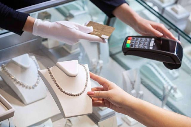 El pago fraccionado se consolida como aliado en la adquisición de productos de lujo - 1, Foto 1