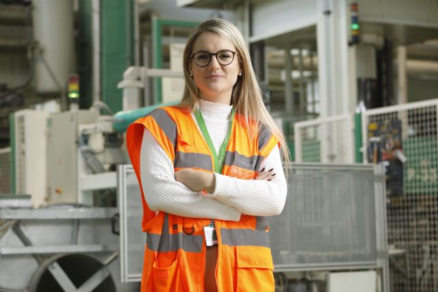 Schneider Electric nombra a Eva Sánchez Plant Director para las fábricas de Universal Enclosures en Catalunya - 1, Foto 1