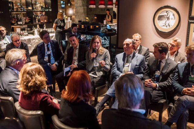 Aagesen llama a aprovechar la oportunidad histórica que las renovables ofrecen para recuperar la competitividad - 1, Foto 1