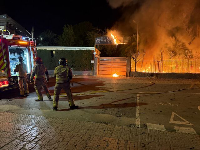 Incendio en las instalaciones de un local de restauración en Ceutí - 1, Foto 1