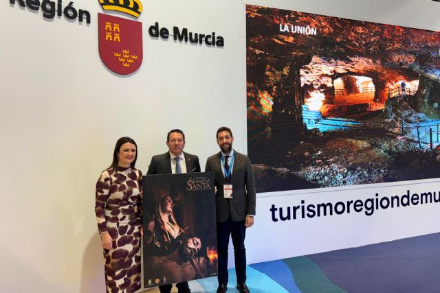 Mula presenta en FITUR los carteles de la Semana Santa 2025 y de la Noche de los Tambores, emblemas de su patrimonio cultural - 1, Foto 1