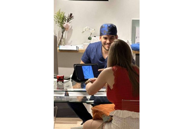 La regeneración capilar sin cirugía, una especialidad del Dr. Jesús Aníbal Mora - 1, Foto 1