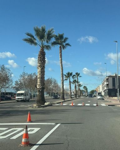 El Ayuntamiento de Mula inicia trabajos de repintado y señalización vial en el municipio - 1, Foto 1
