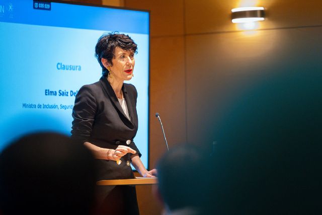 Elma Saiz destaca el esfuerzo del ministerio en combatir las vulnerabilidades a las que se enfrentan las mujeres migrantes - 1, Foto 1