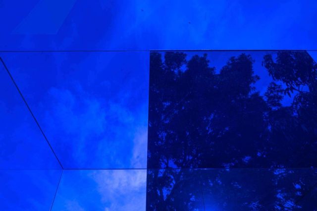 Cubo Azul de Rachel Valdés, una experiencia sensorial que desafía la percepción - 1, Foto 1