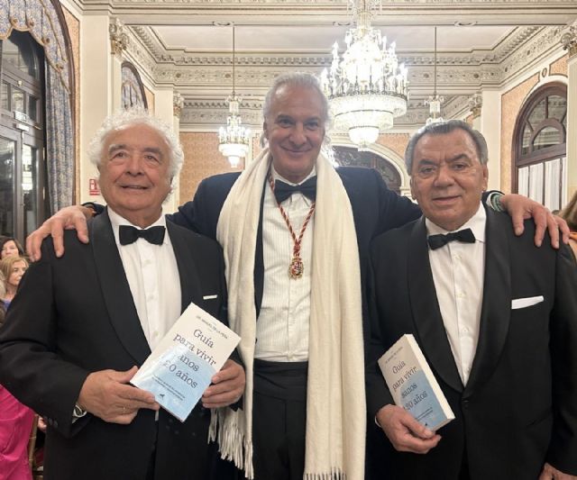 La diplomacia distingue como embajadores a Los del Río y al doctor Manuel de la Peña en el Alfonso XIII - 1, Foto 1