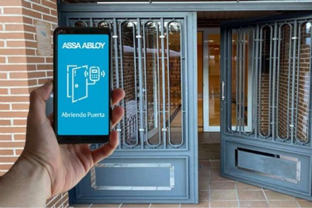 Comunidades de propietarios más accesibles y seguras con puertas automáticas - 1, Foto 1