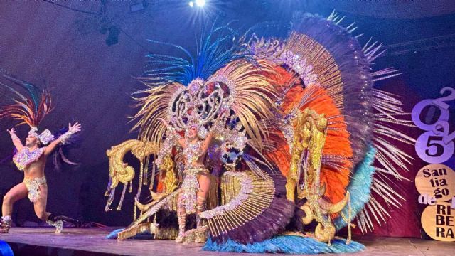 María García y la niña Amelia Ana Hrabar, elegidas reinas del Carnaval de Santiago de la Ribera 2025 - 1, Foto 1