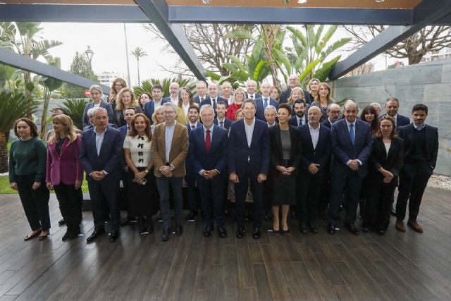 El Gobierno alcanza 52 acuerdos que resuelven conflictos competenciales con las comunidades autónomas - 1, Foto 1