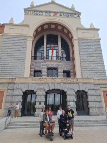 FUNVIBA despliega medio centenar de scooters eléctricos en hospitales, museos y centros comerciales - 1, Foto 1