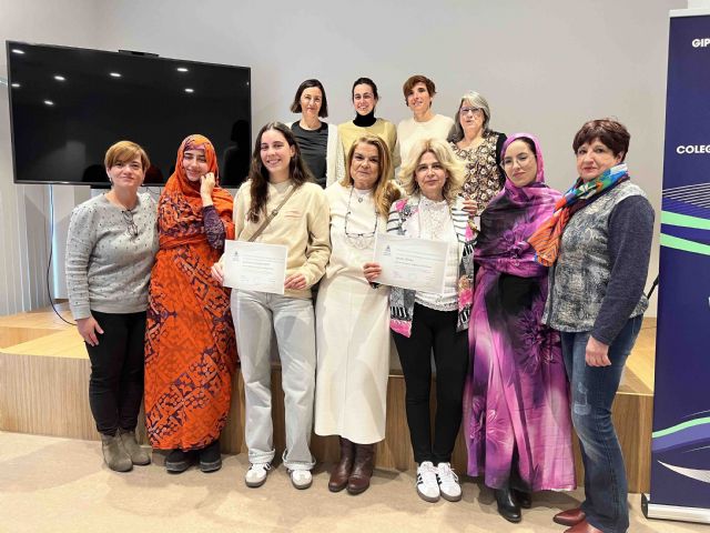 El COEGI entrega el 0,7% de su presupuesto anual a dos ONGs para proyectos sanitarios dirigidos a la población refugiada saharaui en Tinduf y a niños y niñas de Togo - 1, Foto 1