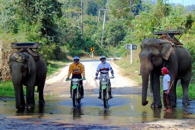 Recorrer las carreteras de Tailandia en moto, con Motorbeach Viajes - 1, Foto 1