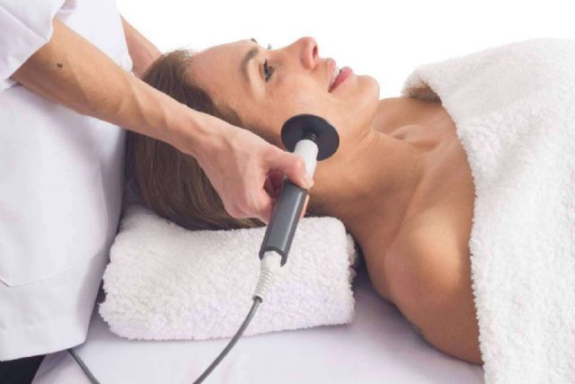 Lifting 4D, novedad mundial en rejuvenecimiento perdurable sin inyecciones - 1, Foto 1