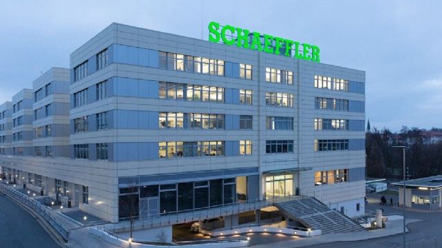 Schaeffler presenta unos resultados generales estables en el año de transición 2024 - 1, Foto 1