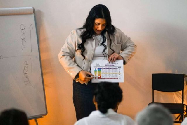 El auge del emprendimiento digital; La historia de superación de Ángeles Cabello y el proyecto MEC - 1, Foto 1