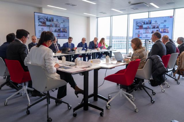 Óscar López acuerda con las Comunidades Autónomas prolongar el programa de formación en competencias digitales - 1, Foto 1