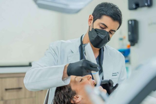 Cómo Zenclinic transforma sonrisas con su avanzado procedimiento de Diseño de Sonrisa - 1, Foto 1