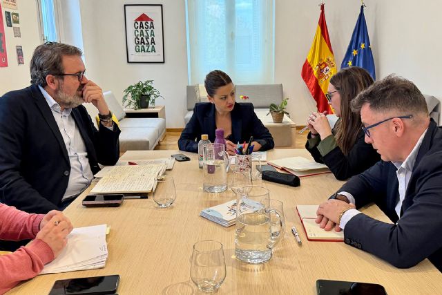 Rego aborda la situación de vulneración de los derechos de la infancia en la Cañada Real con la alcaldesa de Rivas - 1, Foto 1