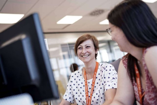 Opositar a los 50; una apuesta sólida por la reinvención laboral - 1, Foto 1