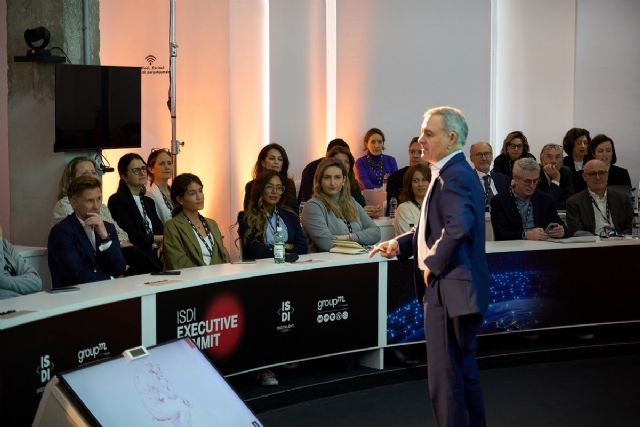 ISDI Executive Summit 2025: La Inteligencia Artificial puede destruir 65 millones de empleos, pero va a crear otros 130 millones nuevos - 1, Foto 1