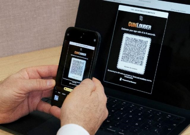 La startup española Bouncer Digital y su verificación de edad por biometría e IA anticipa la aplicación de la nueva Ley de Protección al Menor en Entornos Digitales en la web de adultos CumLouder - 1, Foto 1