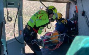 Servicios de emergencias han atendido a una senderista que ha caído por un terraplén en Cabo Cope, Lorca - 1, Foto 1