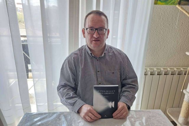 ´Sueños de luz y ojos abiertos´; la poesía que respira con alma propia - 1, Foto 1