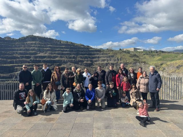 Sendos trabajos sobre órganos artificiales y prevención de enfermedades cardiovasculares en mujeres, premiados en el certamen de textos cortos de la Asociación de Farmacéuticos Euskaldunes (FEUSE) - 1, Foto 1