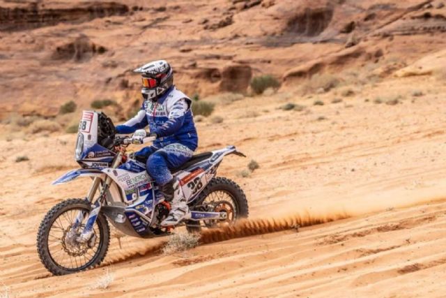 ADHESIVOSEMBARRADOS impulsa la personalización de motos off-road con kits de adhesivos exclusivos - 1, Foto 1