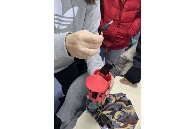 Ciudadenergía colabora con el IES Miguel Hernández de Móstoles en proyectos educativos de robótica - 1, Foto 1