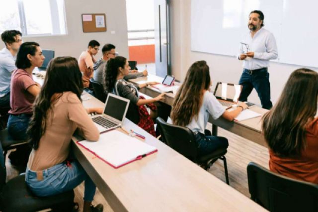 Los estudiantes españoles alargan más la financiación de los programas de formación no reglada que la de los títulos oficiales, según un estudio de Aplazame - 1, Foto 1