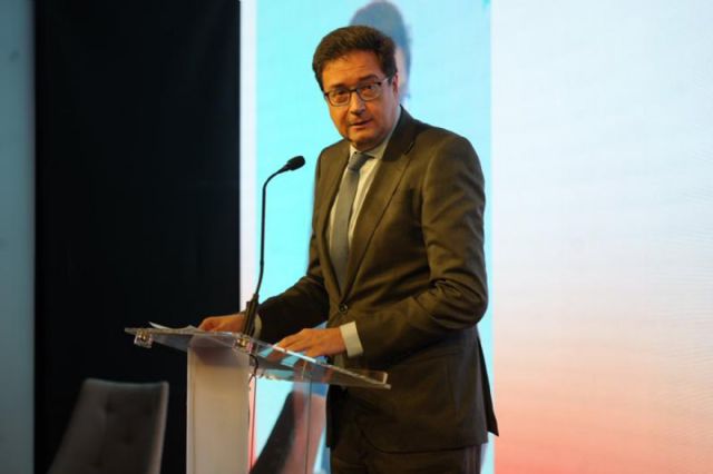 Óscar López: Apostamos por una reindustrialización que cierre la brecha entre el mundo rural y el urbano - 1, Foto 1